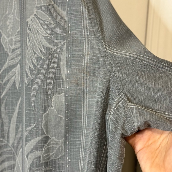 Tommy Bahama 100% Silk Men's Size 2XLB Tahitian Border Shirt Shadow - Picture 6 of 12
